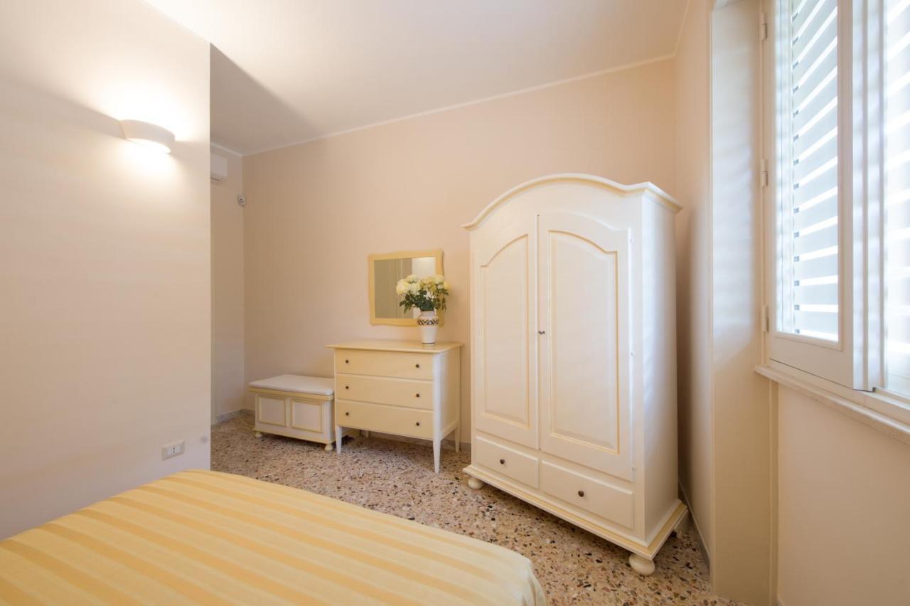 Parco Degli Aranci Bed and Breakfast Cutrofiano Eksteriør billede